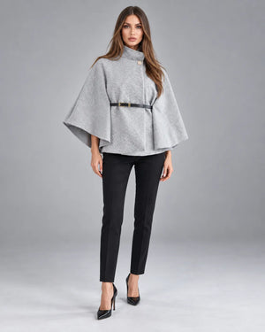 Pull cape à col montant ceinturé – Gris