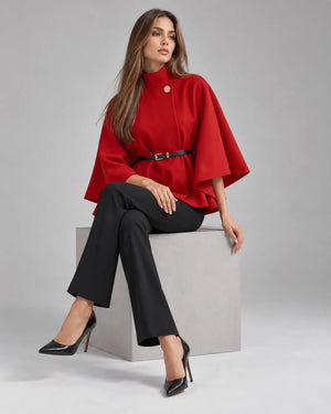 Pull cape à col montant ceinturé – Rouge