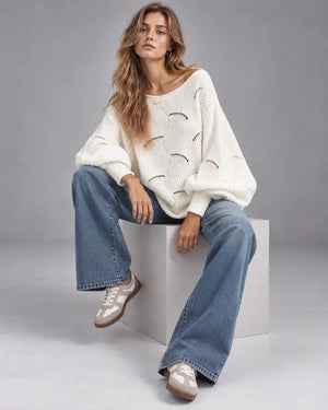Pull oversize en maille ajourée Léonie – Écru